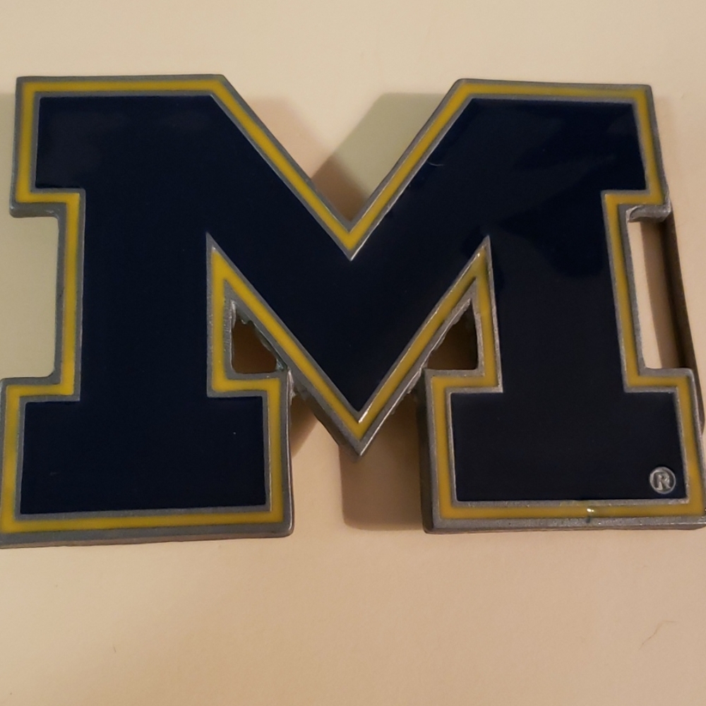 MICHIGAN  UNIVERSITY  BELT BUCKLE